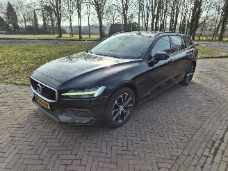 skadebil auto Volvo V-60 2.0 B3 Momentum SCHADEVRIJ!! 2022/1