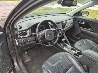 Kia Niro 1.6 GDi Hybrid Bussines line picture 13