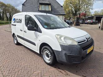 Citroën Berlingo 1.6 BLEU HDI 75 picture 2