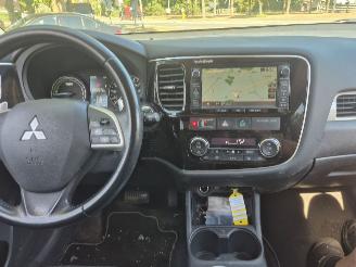 Mitsubishi Outlander 2.0 PHEV INSTYLE+ picture 11