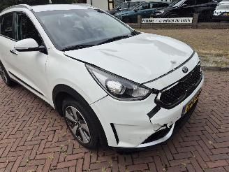 Kia Niro 1.6 GDI HYBRID DYNAMIC LINE picture 8