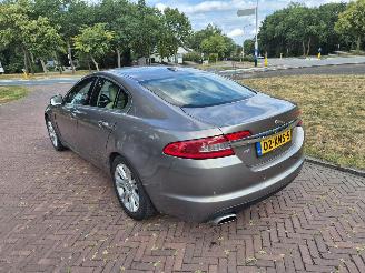 Jaguar XF 3.0 V6 Premium Luxery picture 4