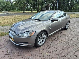 Vaurioauto  passenger cars Jaguar XF 3.0 V6 Premium Luxery 2010/1