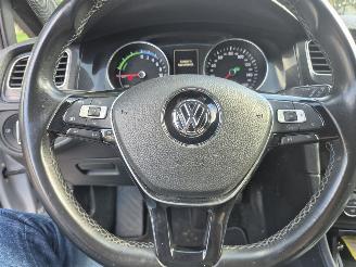Volkswagen e-Golf E-GOLF 85 KW picture 12