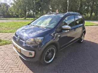 Auto incidentate Volkswagen Up! 1.0 MPI CROSS UP 2015/1