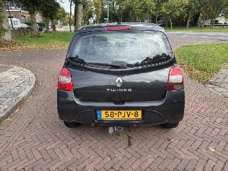 Renault Twingo 1.5 DCI DYNAMIQUE picture 4