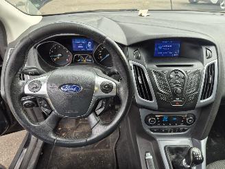 Ford Focus 1.6 Ecoboost Titanium picture 14