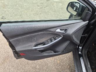 Ford Focus 1.6 Ecoboost Titanium picture 13