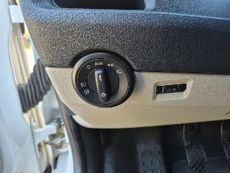 Volkswagen Transporter 2.0 TDI L2 H1 DC Comfortline SCHADEVRIJ! picture 13
