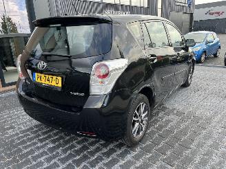 Toyota Verso 1.8 VVT-i Business Titanium  rijdbare zijschade picture 4