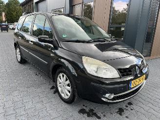 Renault Grand-scenic 2.0-16V Tech Line Navi Clima picture 2