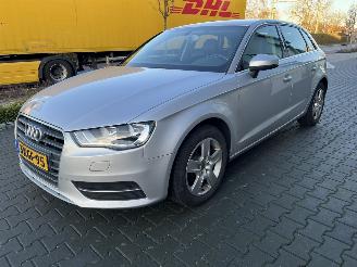 Coche accidentado Audi A3 Sportback 1.4 TFSI Ambiente Pro Line 2013/4