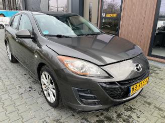 Mazda 3 1.6 TS Plus picture 2