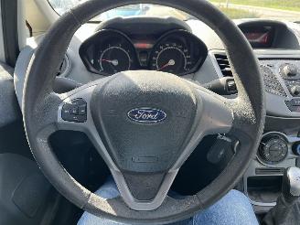 Schadeauto Ford Fiesta 1.2 Limited  Airco 5 Deurs 2010/10