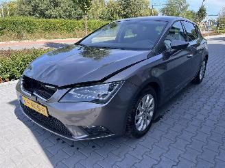Schadeauto Seat Leon 1.0 EcoTSI Style Connect 2016/11