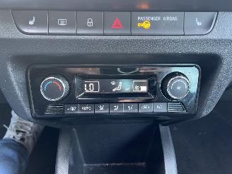 Skoda Fabia 1.0 TSI 81kw Automaat  clima navi  pdc picture 12