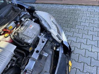 Toyota Yaris 1.5 Hybride Aspiration. Navi Camera cruise Clima picture 7