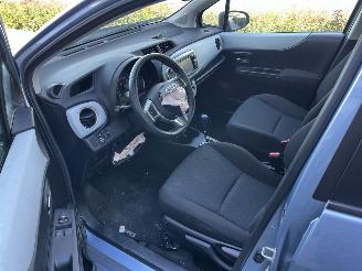 Toyota Yaris 1.5 Hybride Aspiration. Navi Camera cruise Clima picture 9
