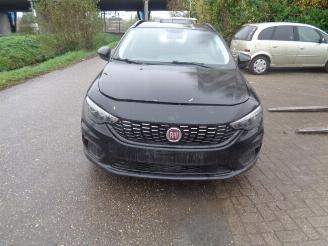 Salvage car Fiat Tipo  2018/1