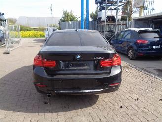 Vrakbiler auto BMW 3-serie  2013/1