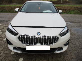 Salvage car BMW 2-serie  2021/1