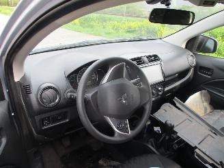 Mitsubishi Space-star  picture 4