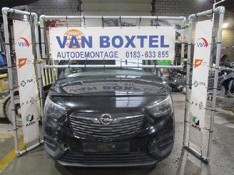 Salvage car Opel Combo  2019/1