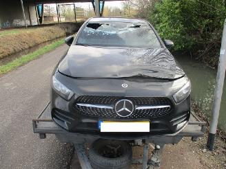 rozbiórka samochody osobowe Mercedes A-klasse  2019/1