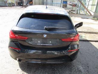 Salvage car BMW 1-serie  2022/1