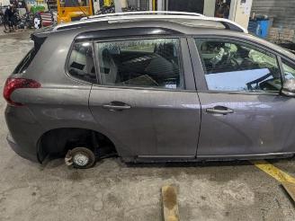 Peugeot 2008 2008 (CU), MPV, 2013 / 2019 1.2 12V e-THP PureTech 110 picture 3