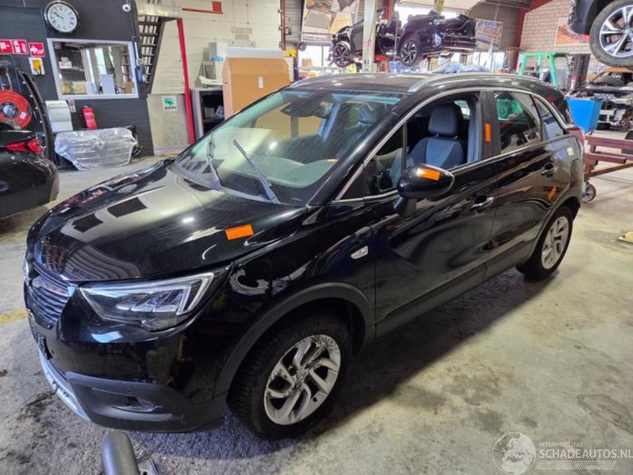 Opel Crossland Crossland (X), SUV, 2017 1.2 Turbo 12V