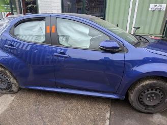 disassembly passenger cars Toyota Yaris  2022/10