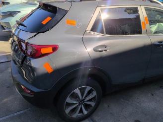 Kia Stonic Stonic (YB), SUV, 2017 1.0i T-GDi 12V Eco-Dynamics+ picture 2
