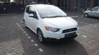 Mitsubishi Colt  picture 7