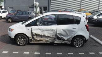 Mitsubishi Colt  picture 2