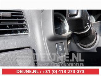 Isuzu D-Max D-Max (TFR/TFS), Pick-up, 2012 1.9 DDi 4x4 picture 14