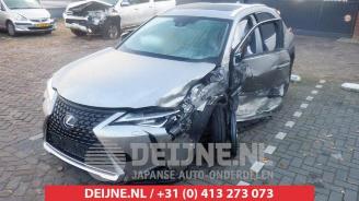 Coche siniestrado Lexus UX UX, SUV, 2019 250h 2.0 16V 2020/3