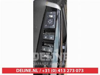 Kia EV6 EV6, Hatchback, 2021 77.4/84 kWh RWD picture 13