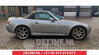 Honda S2000 S2000 (AP1), Cabrio, 1999 / 2009 2.0 16V VTEC picture 8