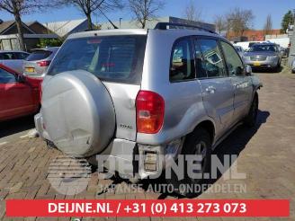 Toyota Rav-4 RAV4 (A2), Terreinwagen, 2000 / 2005 2.0 16V VVT-i 4x4 picture 7