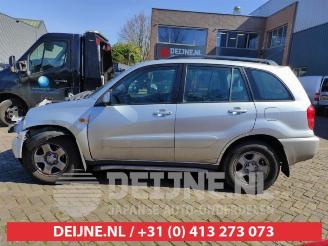 Toyota Rav-4 RAV4 (A2), Terreinwagen, 2000 / 2005 2.0 16V VVT-i 4x4 picture 4