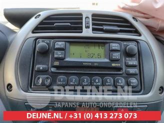 Toyota Rav-4 RAV4 (A2), Terreinwagen, 2000 / 2005 2.0 16V VVT-i 4x4 picture 16