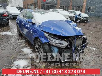 Coche accidentado Kia Cee d Ceed (CDB5/CDBB), Hatchback 5-drs, 2018 1.4 T-GDI 16V 2018/6