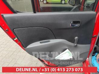 Daihatsu Cuore Cuore (L251/271/276), Hatchback, 2003 1.0 12V DVVT picture 11