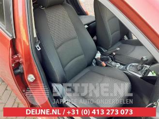 Mazda 2 2 (DJ/DL), Hatchback, 2014 1.5 SkyActiv-G 90 picture 16