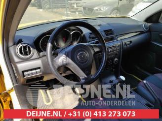 Mazda 3 3 Sport (BK), Hatchback, 2003 / 2009 1.6i 16V picture 13