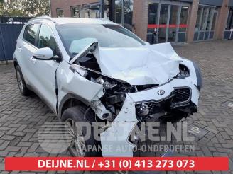 uszkodzony samochody ciężarowe Kia Sportage Sportage (QL), Terreinwagen, 2015 / 2022 1.6 GDI 16V 4x2 2016/6