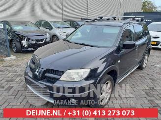 Mitsubishi Outlander Outlander (CU), SUV, 2001 / 2007 2.4 16V 4x4 picture 3