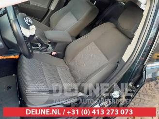 Toyota Auris Auris (E18), Hatchback 5-drs, 2012 / 2019 1.8 16V Hybrid picture 18