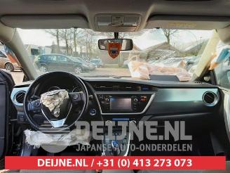 Toyota Auris Auris (E18), Hatchback 5-drs, 2012 / 2019 1.8 16V Hybrid picture 21